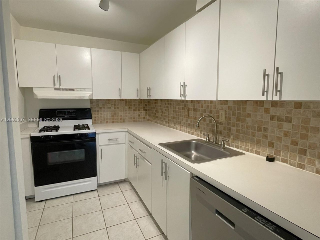 6904 N Kendall Dr , Unit F405, Pinecrest, FL 33156 Photo
