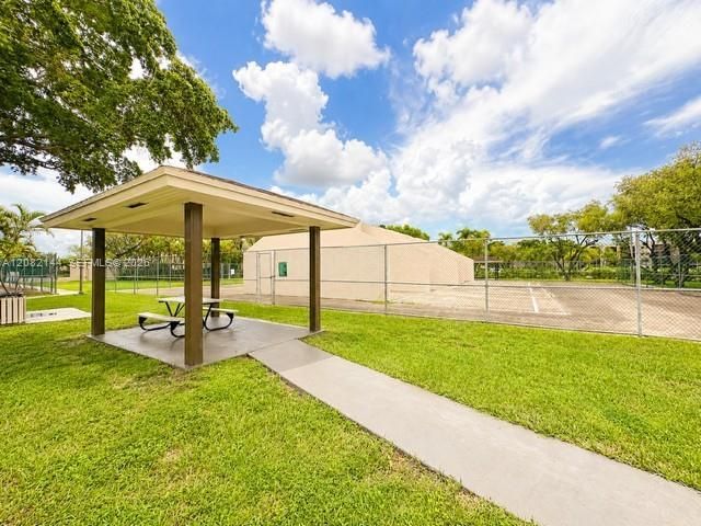 8600 SW 133rd Ave Rd , Unit 305, Miami, FL 33183 Photo