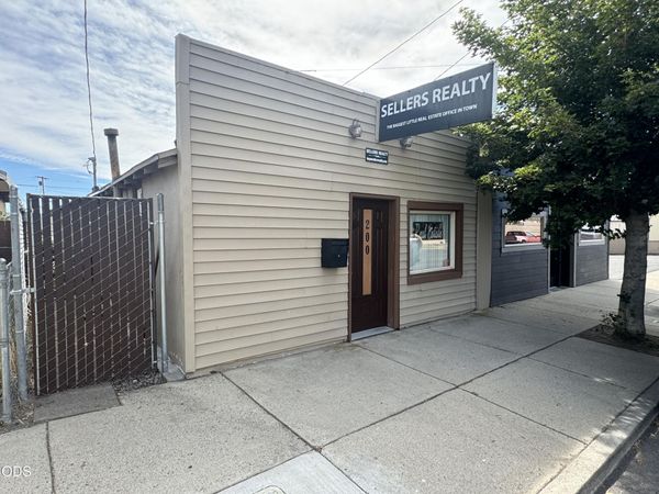 200 E Main Street, Klamath Falls, OR 97601