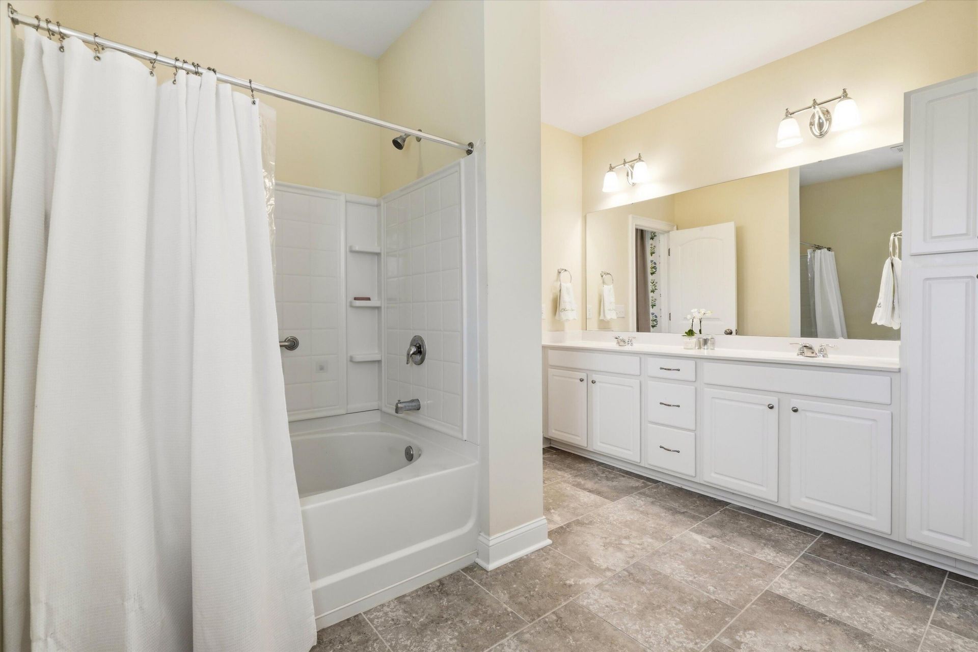 3425 Fairwater Place Photo 15