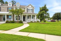 3425 Fairwater Place photo 4