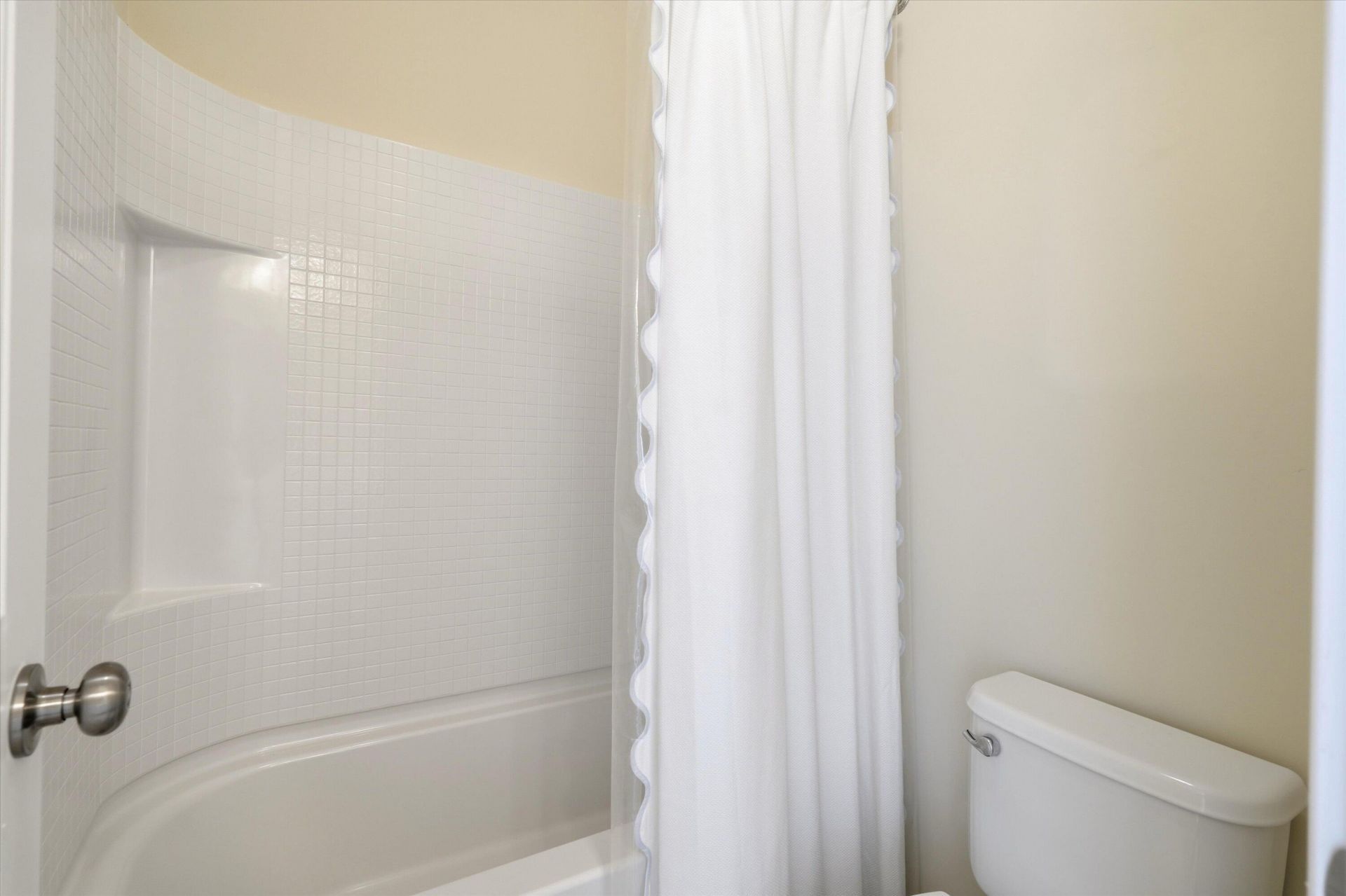 3425 Fairwater Place Photo 24