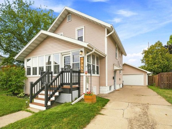 1309 N MORRISON STREET, Appleton, WI 54911