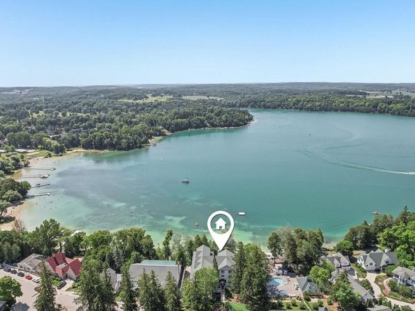 281 Victorian Village DRIVE, Unit 31, Elkhart Lake, WI 53020