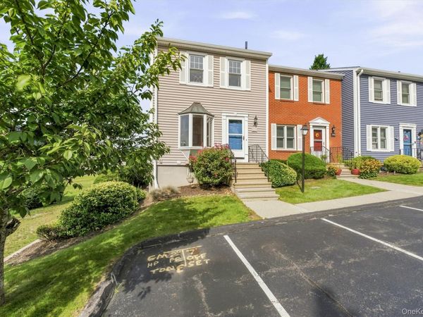 601 Mallard Way , Peekskill, NY 10566