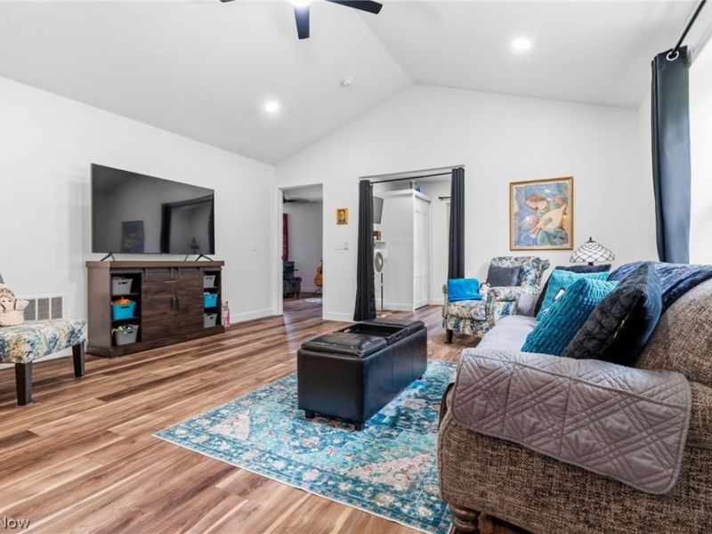 1017 Sycamore Lane, Millersburg, OH 44654 Photo 7
