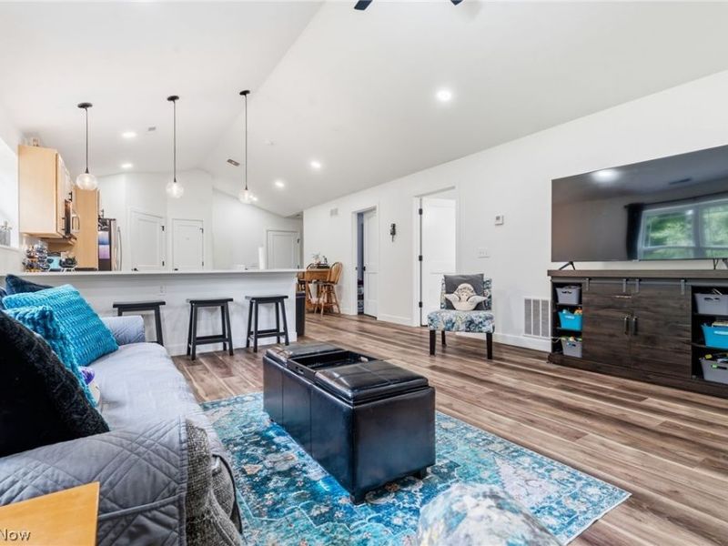 1017 Sycamore Lane, Millersburg, OH 44654 Photo 8