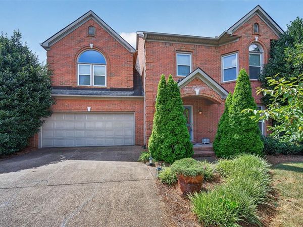 1104 St Andrews Circle , Bowling Green, KY 42103