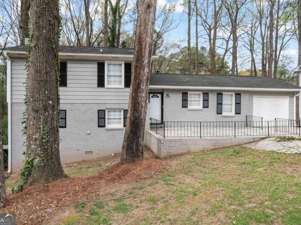 3917 Wedgefield Circle, Decatur, GA 30035