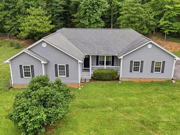 980 Falls Road, Toccoa, GA 30577