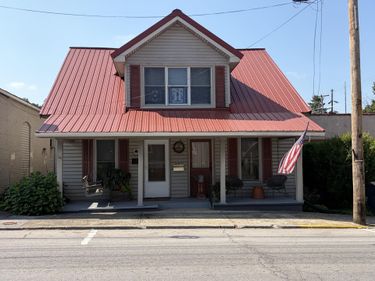 232 W Main Street, Carlisle, KY 40311