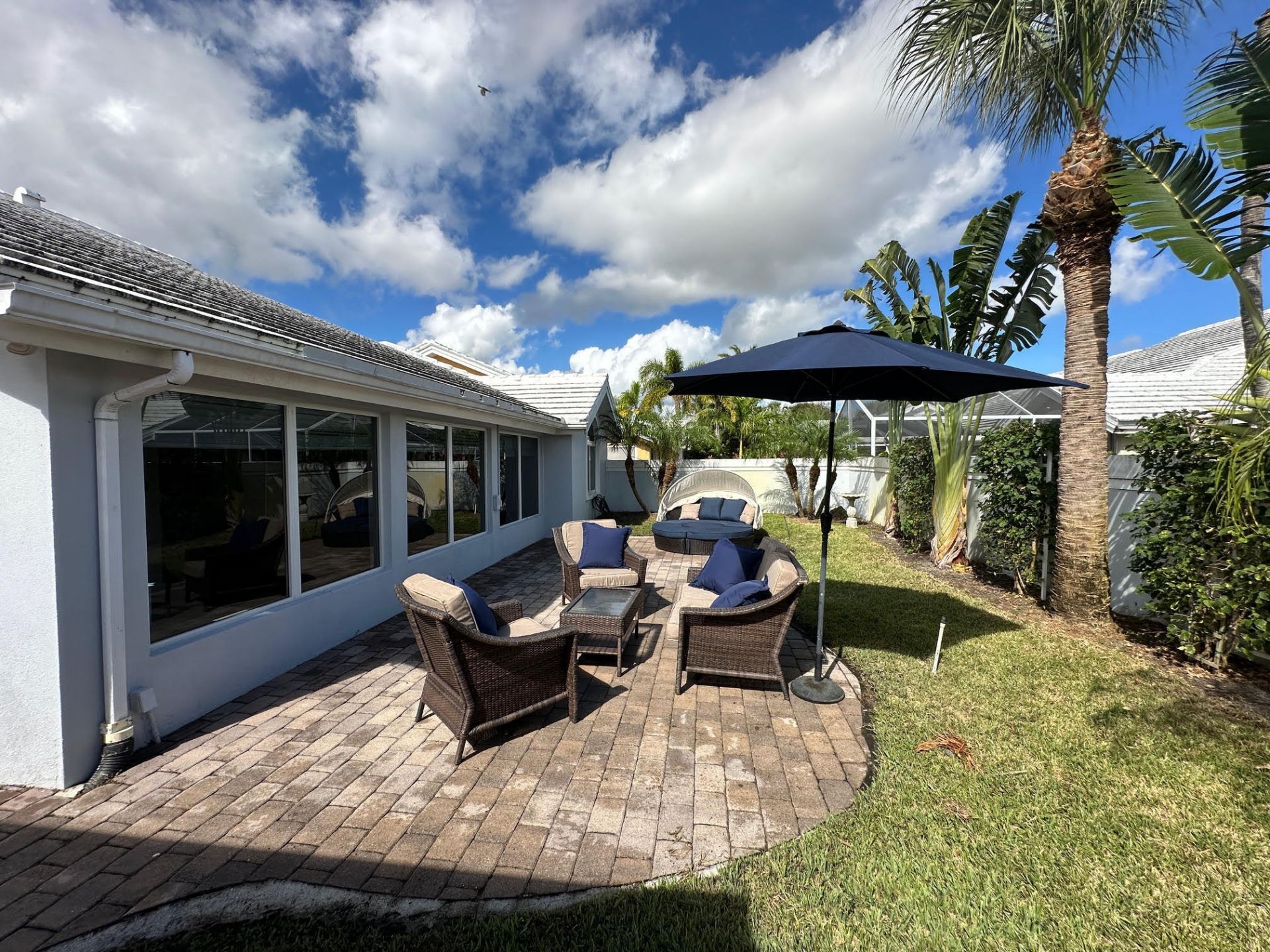 2295 Saratoga Lane, West Palm Beach, FL 33409 Photo
