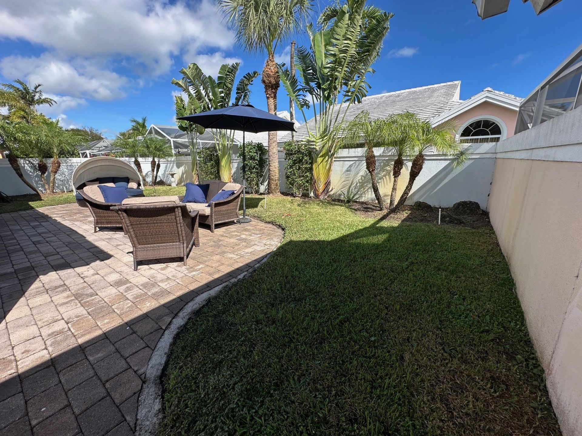 2295 Saratoga Lane, West Palm Beach, FL 33409 Photo