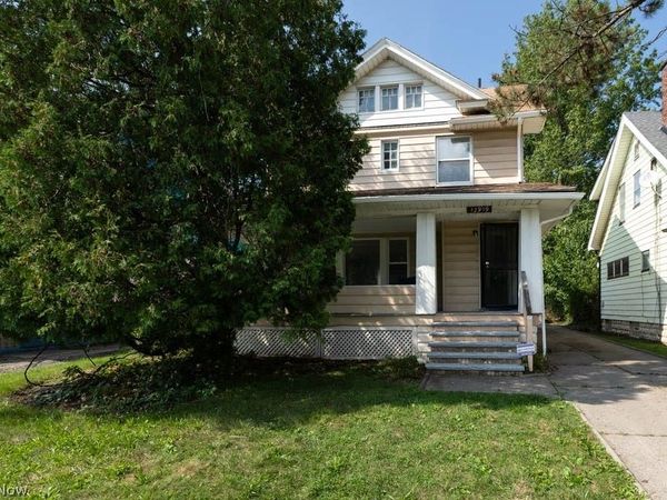 12909 Beachwood Avenue, Garfield Heights, OH 44105