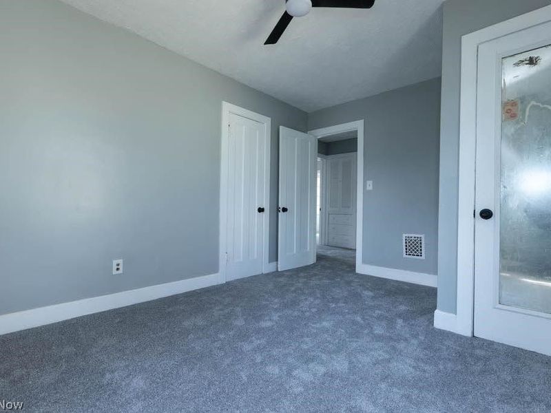 12909 Beachwood Avenue, Garfield Heights, OH 44105 Photo 17