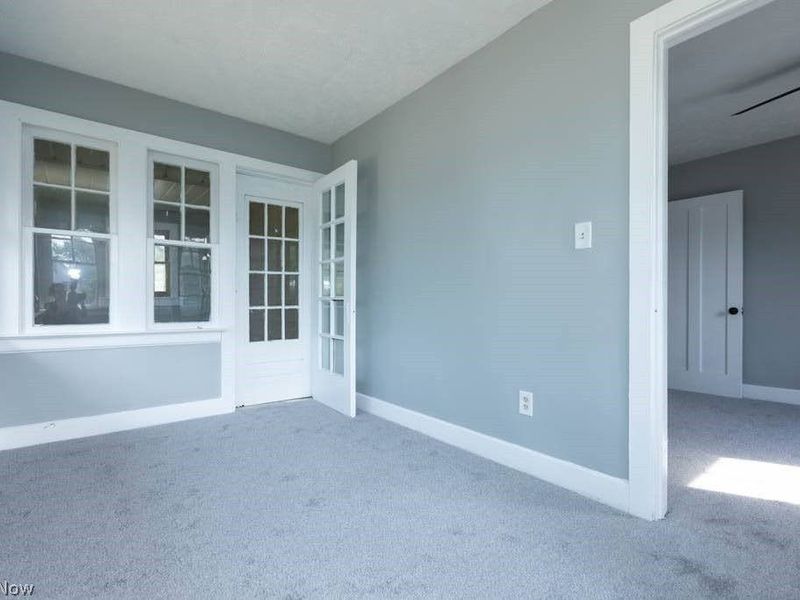 12909 Beachwood Avenue, Garfield Heights, OH 44105 Photo 21
