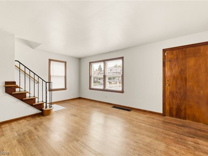 1105-1107 W 6th Street, Lorain, OH 44052 Photo 2