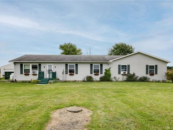7145 Auld Road, Bradford, OH 45308