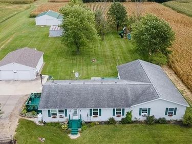 7145 Auld Road, Bradford, OH 45308