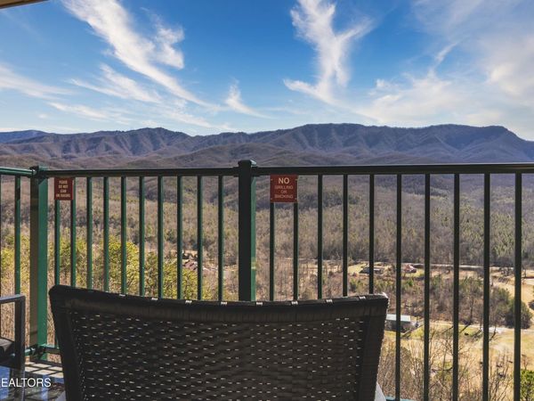 3710 Weber Rd , Unit 303, Gatlinburg, TN 37738