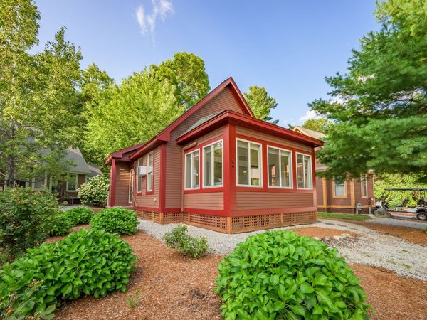 2 Wildwood Dr, Unit 2, Westford, MA 01886
