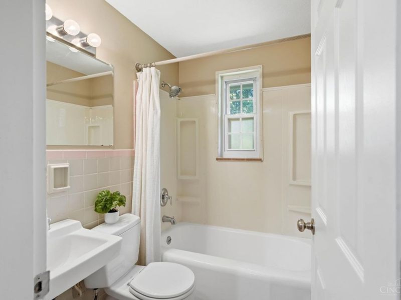 6126 Bardean Drive, West Chester, OH 45069 Photo 22