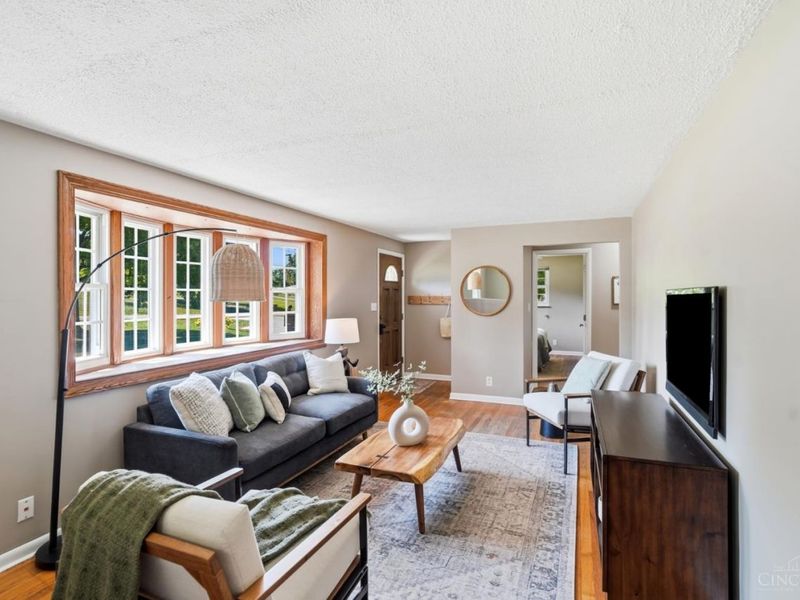 6126 Bardean Drive, West Chester, OH 45069 Photo 4