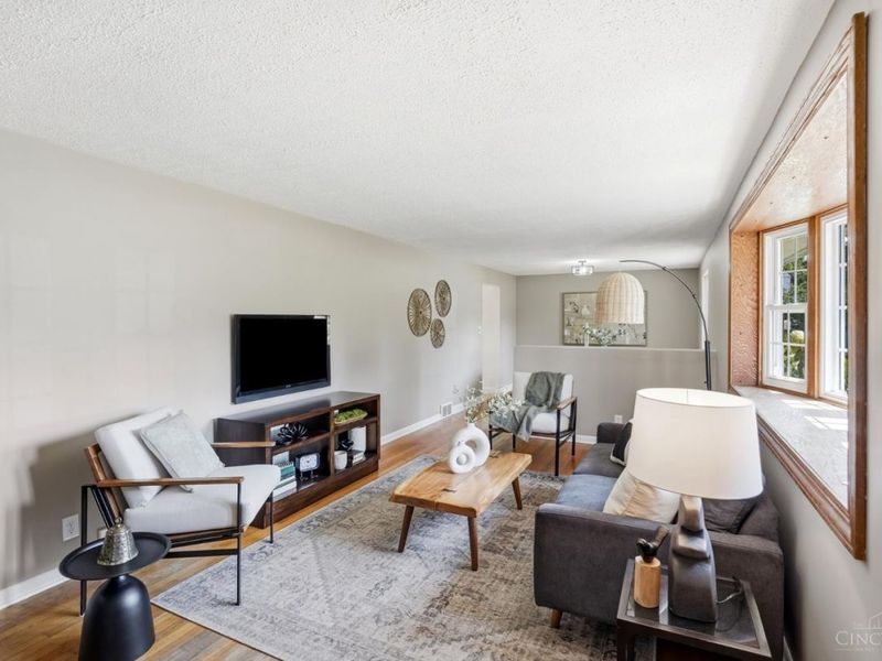 6126 Bardean Drive, West Chester, OH 45069 Photo 5