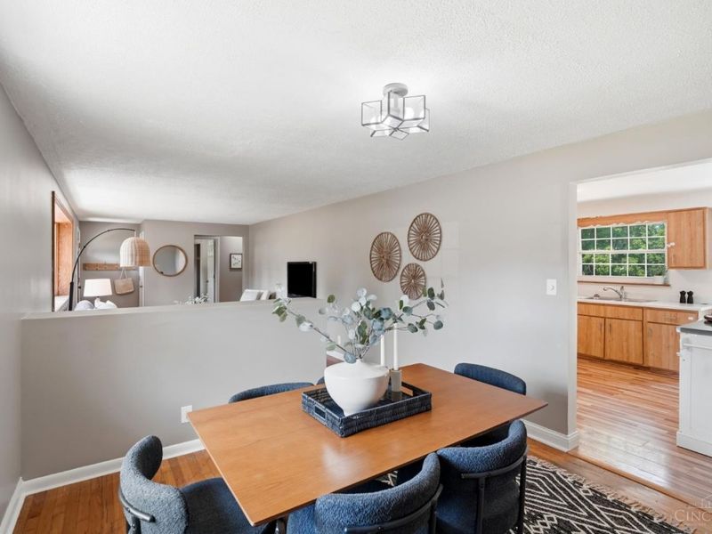 6126 Bardean Drive, West Chester, OH 45069 Photo 8