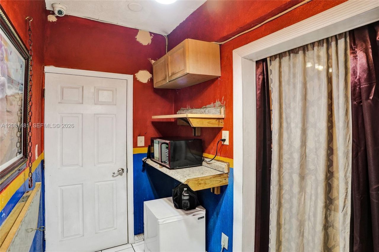 4404 Pembroke Rd, West Park, FL 33021 Photo