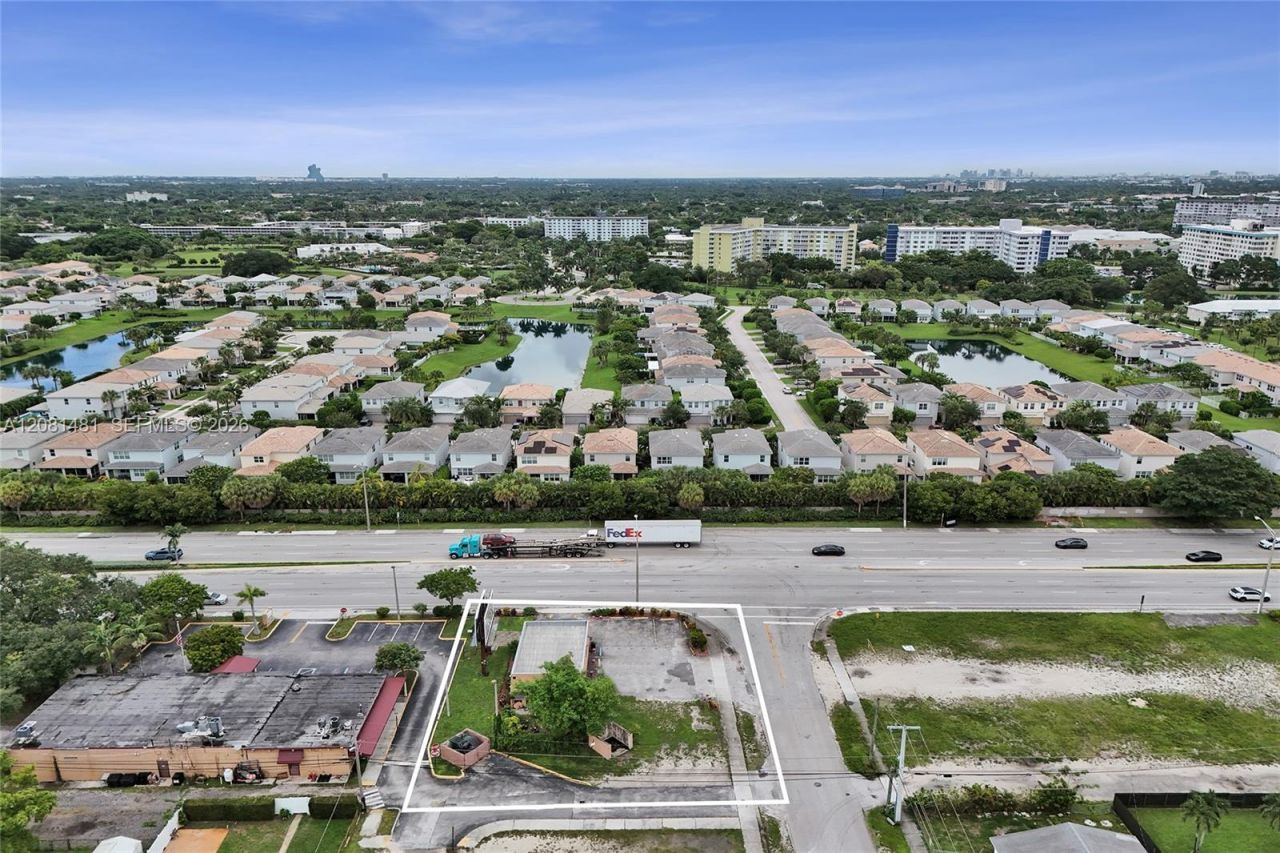 4404 Pembroke Rd, West Park, FL 33021 Photo