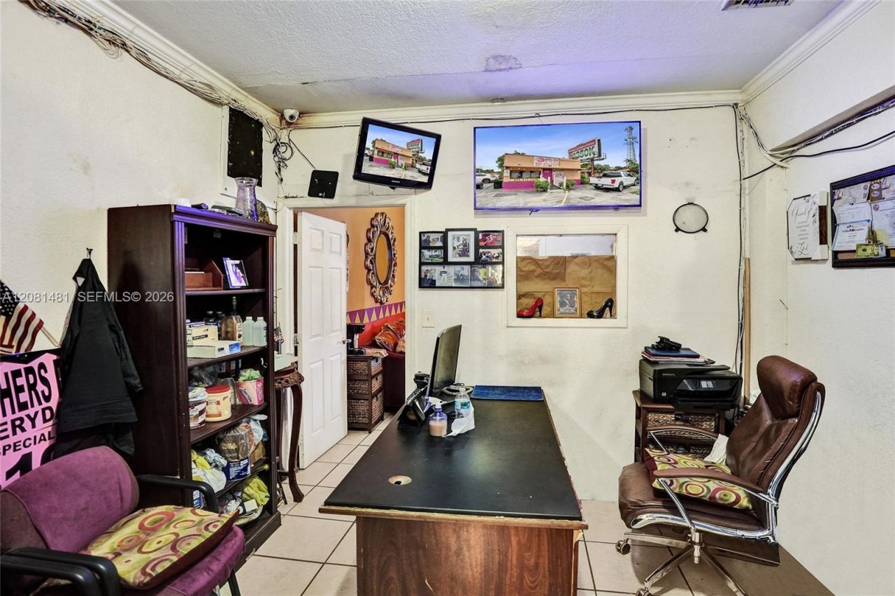 4404 Pembroke Rd, West Park, FL 33021 Photo