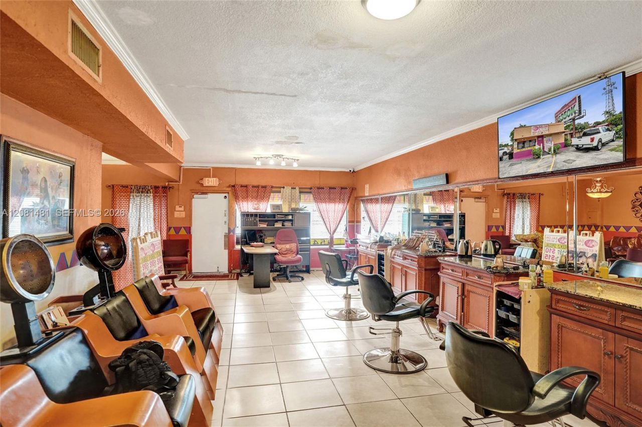 4404 Pembroke Rd, West Park, FL 33021 Photo