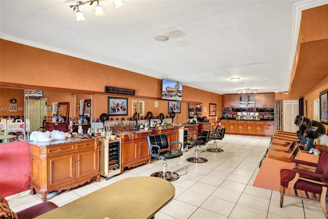 4404 Pembroke Rd, West Park, FL 33021 Photo