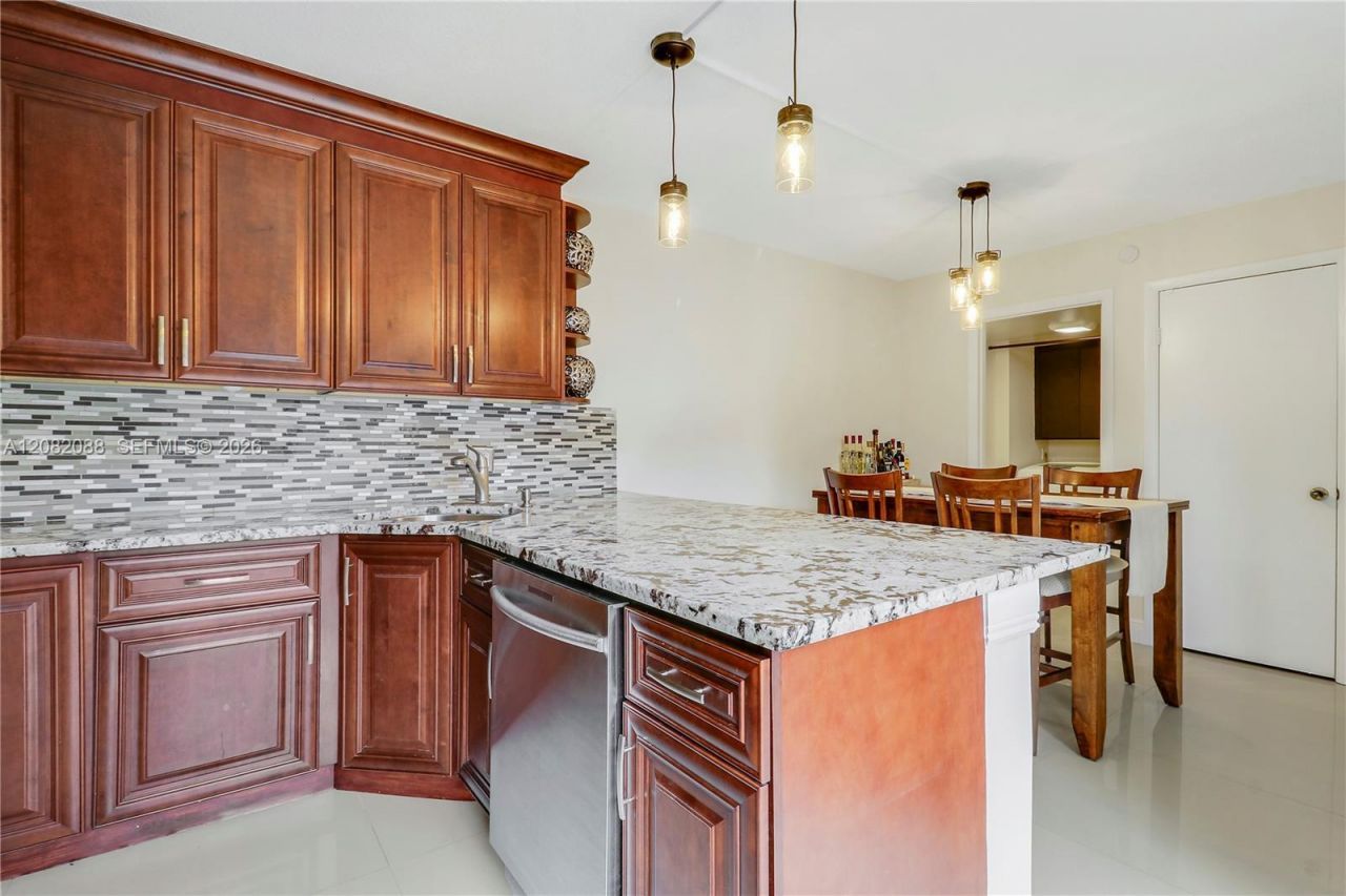 2404 24th Way , West Palm Beach, FL 33407 Photo