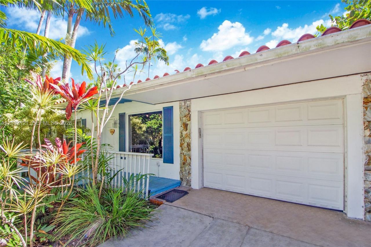 119 Harbor Dr , Key Biscayne, FL 33149 Photo