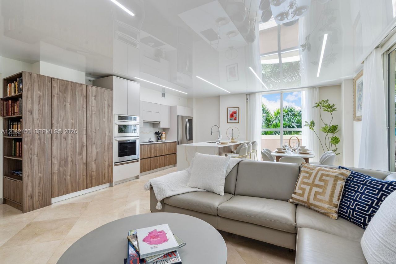 17555 Atlantic Blvd , Unit 508, Sunny Isles Beach, FL 33160 Photo