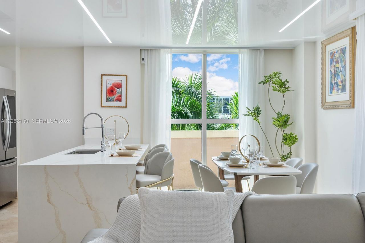 17555 Atlantic Blvd , Unit 508, Sunny Isles Beach, FL 33160 Photo