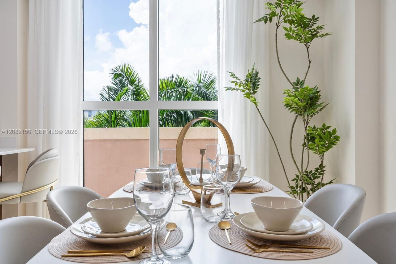 17555 Atlantic Blvd , Unit 508, Sunny Isles Beach, FL 33160 Photo