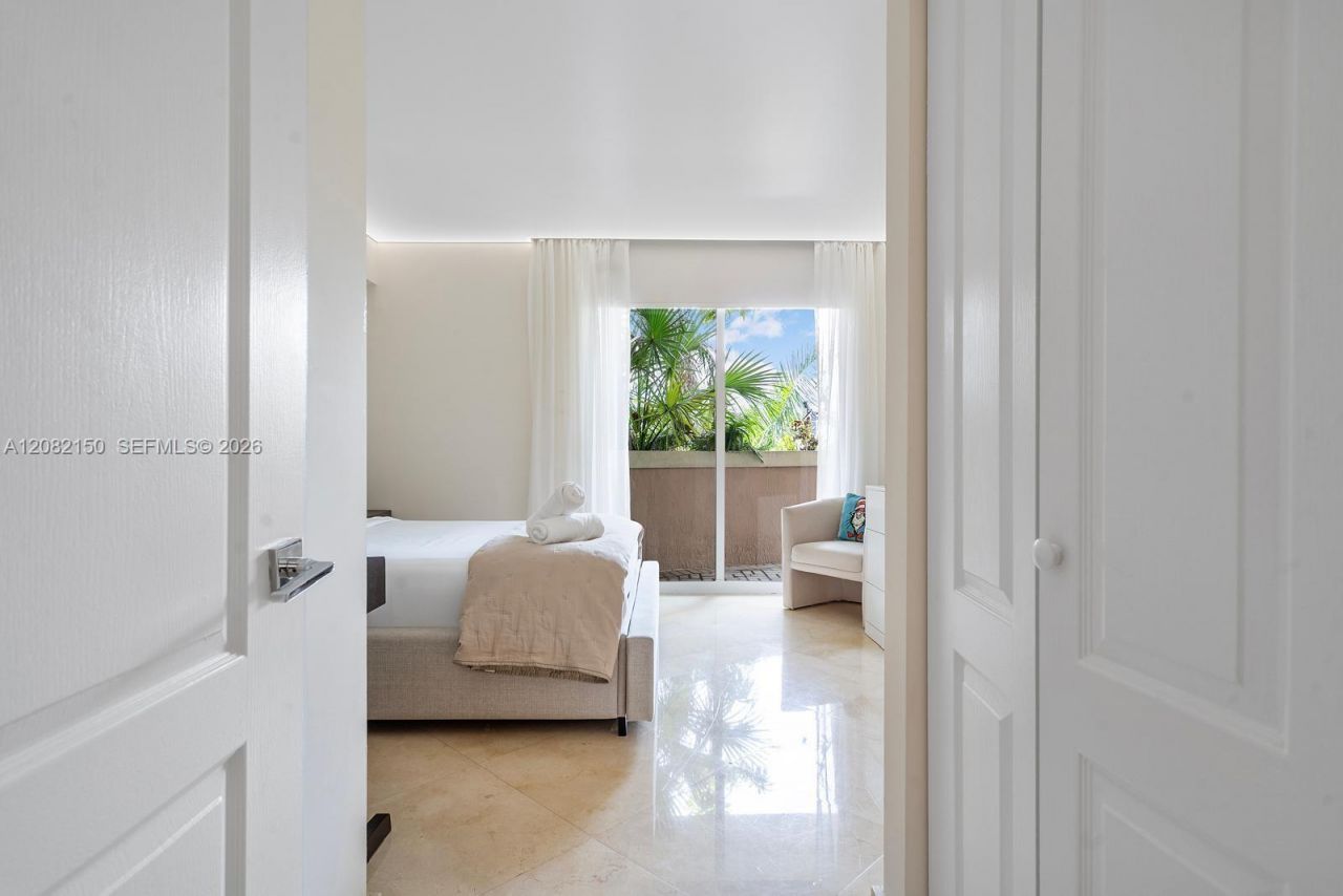 17555 Atlantic Blvd , Unit 508, Sunny Isles Beach, FL 33160 Photo