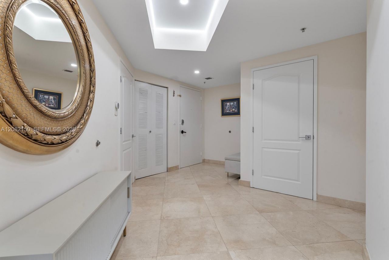 17555 Atlantic Blvd , Unit 508, Sunny Isles Beach, FL 33160 Photo