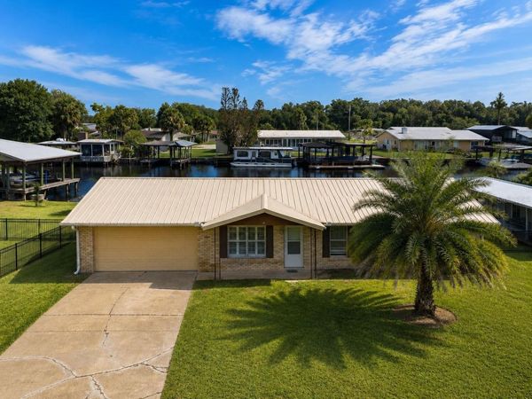 1636 JUNO TRAIL, ASTOR, FL 32102