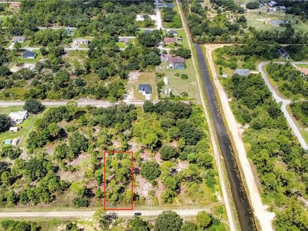 1717 Calvin AVE , LEHIGH ACRES, FL 33972
