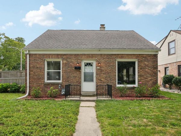 531 E Morgan AVENUE, Milwaukee, WI 53207