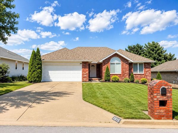 3945 W Cardinal Street, Springfield, MO 65810