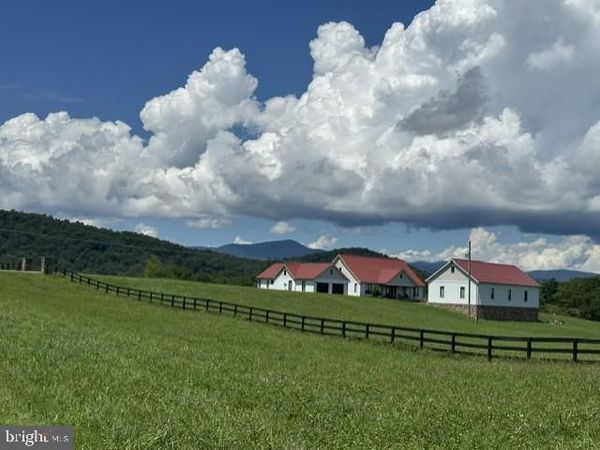 38 LYLE LANE, AMISSVILLE, VA 20106
