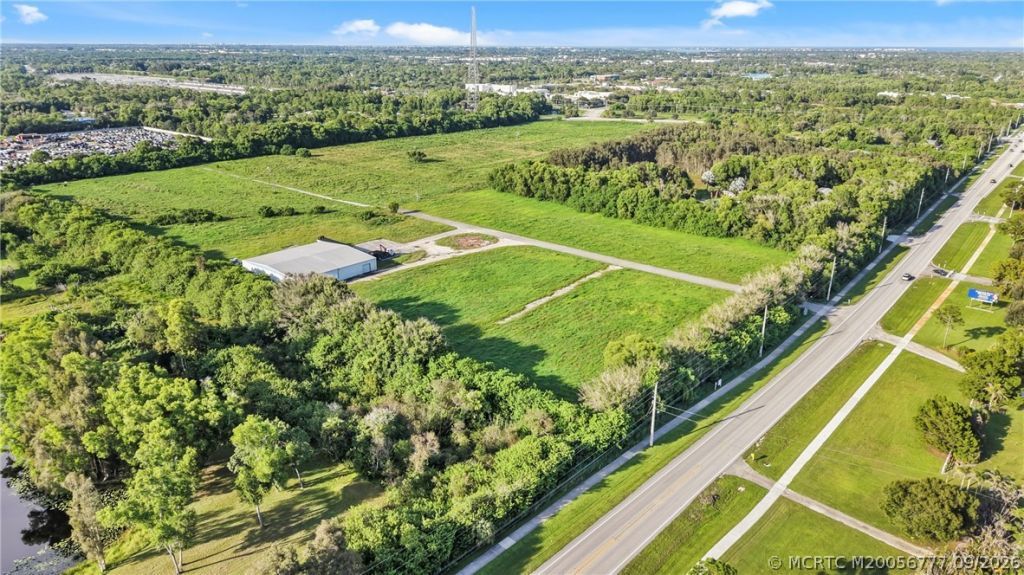 2005 SE Cove Road, Stuart, FL 34997 Photo