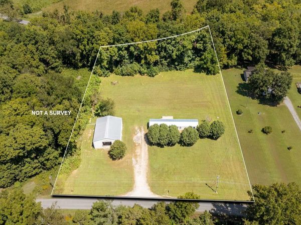 118 CHARLIE LN, Waynesboro, TN 38485
