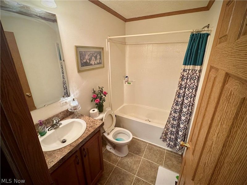 1886 N Pricetown Road, Diamond, OH 44412 Photo 10