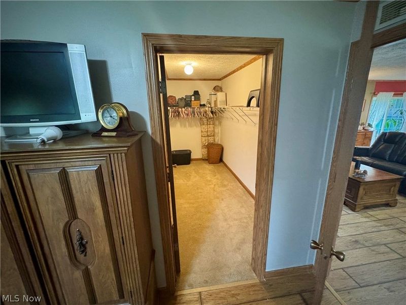 1886 N Pricetown Road, Diamond, OH 44412 Photo 12